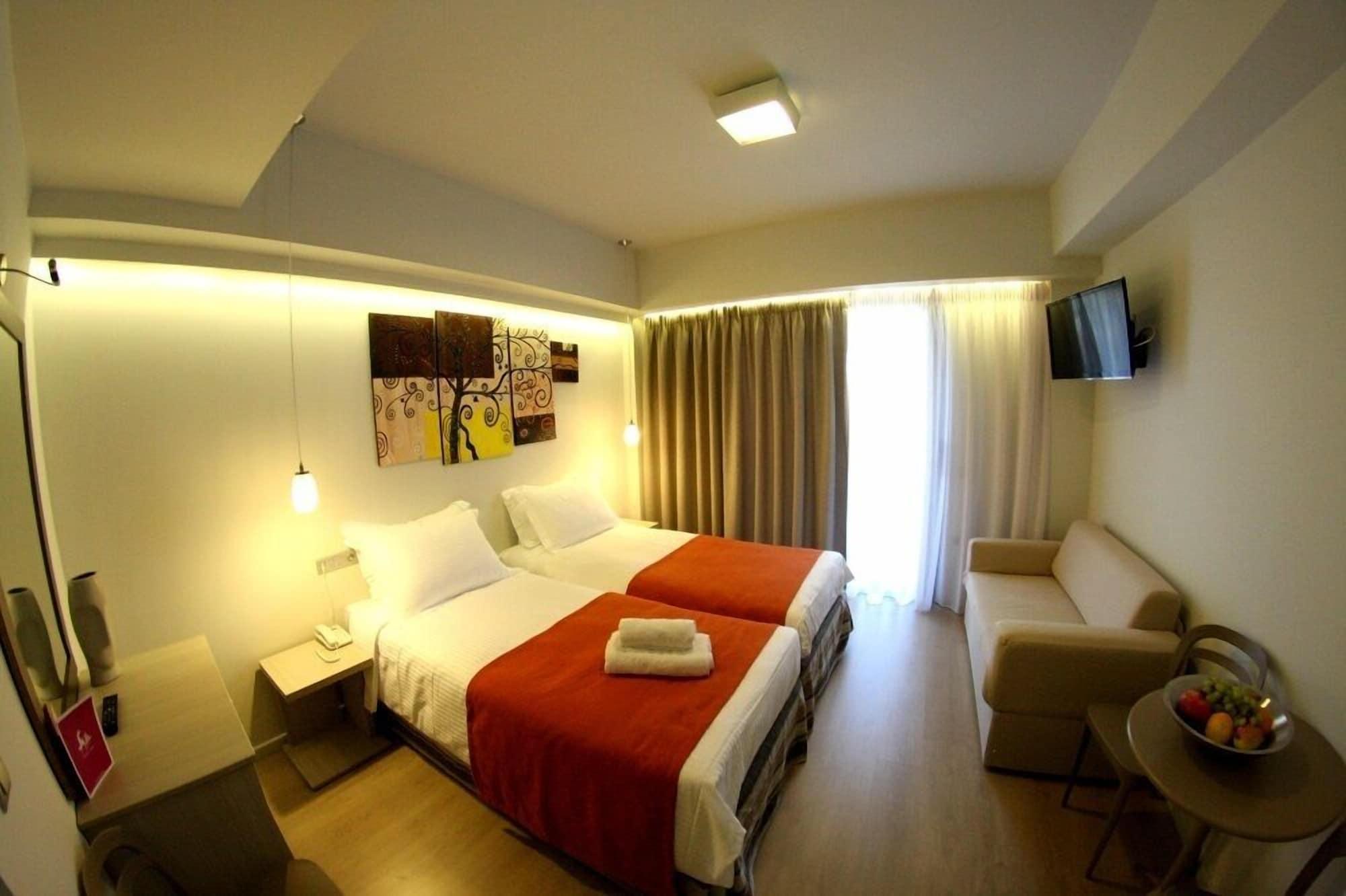 Hotel Aura Boutique 3*