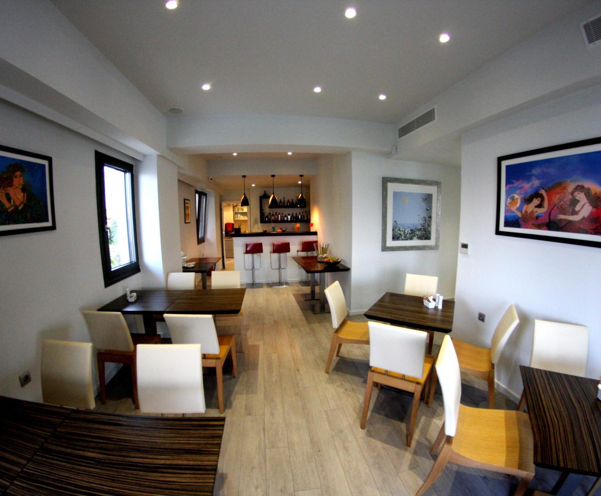 Hotel Aura Boutique 3*